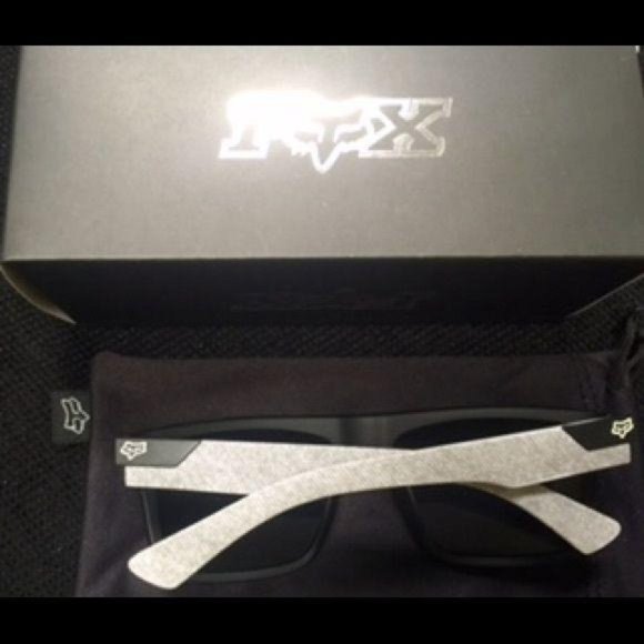 TWO PAIR BUNDLE   New Fox Racing Sunglasses - Picture 2 of 5